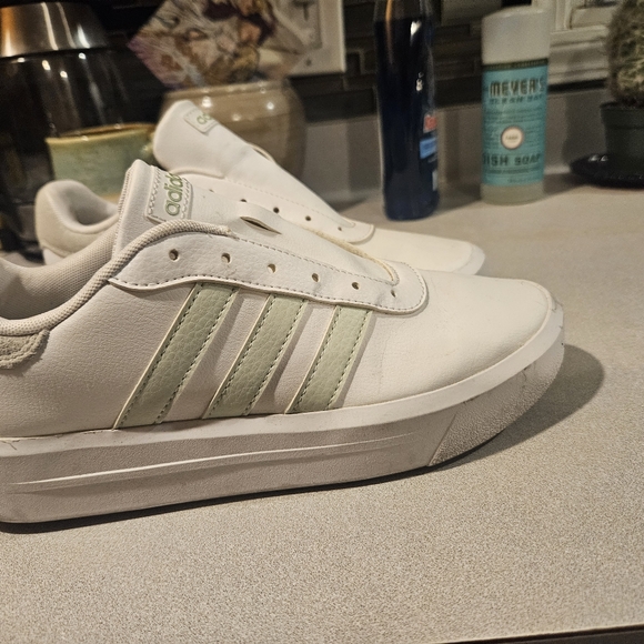 Adidas Court Platform womans size 7.5 - Picture 2 of 9